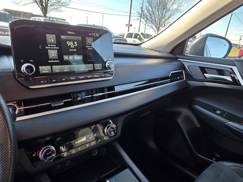 Used 2024 Mitsubishi Outlander SE image 29