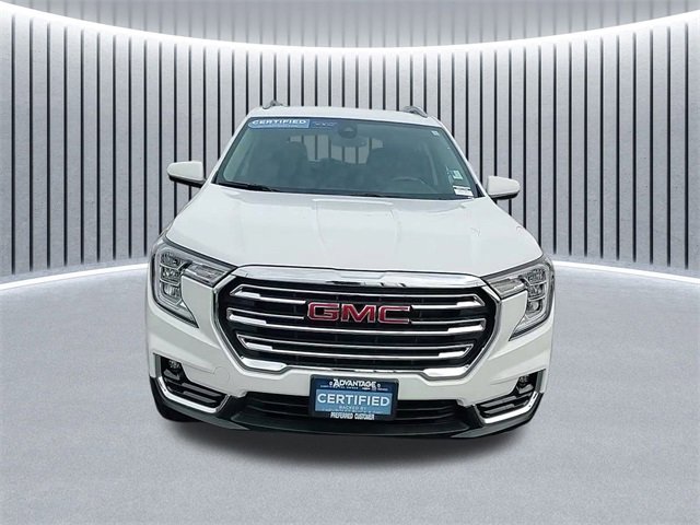 Used 2022 GMC Terrain SLT w/ LPO, Floor Liner Package image 11