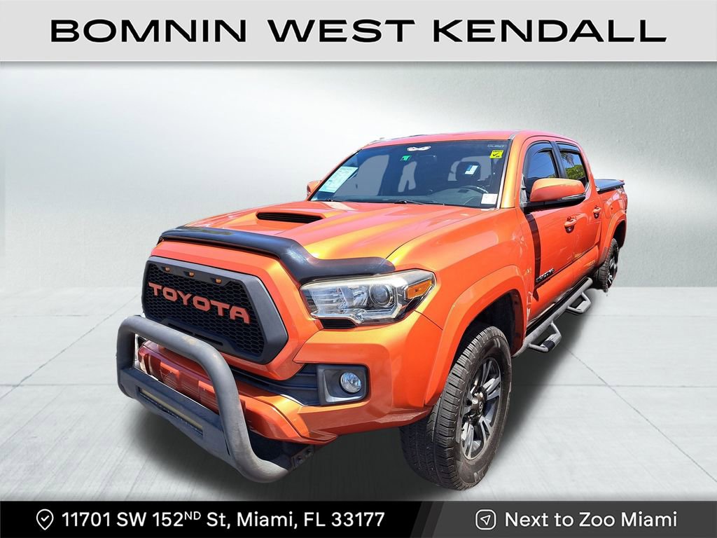 Used 2017 Toyota Tacoma SR image 2