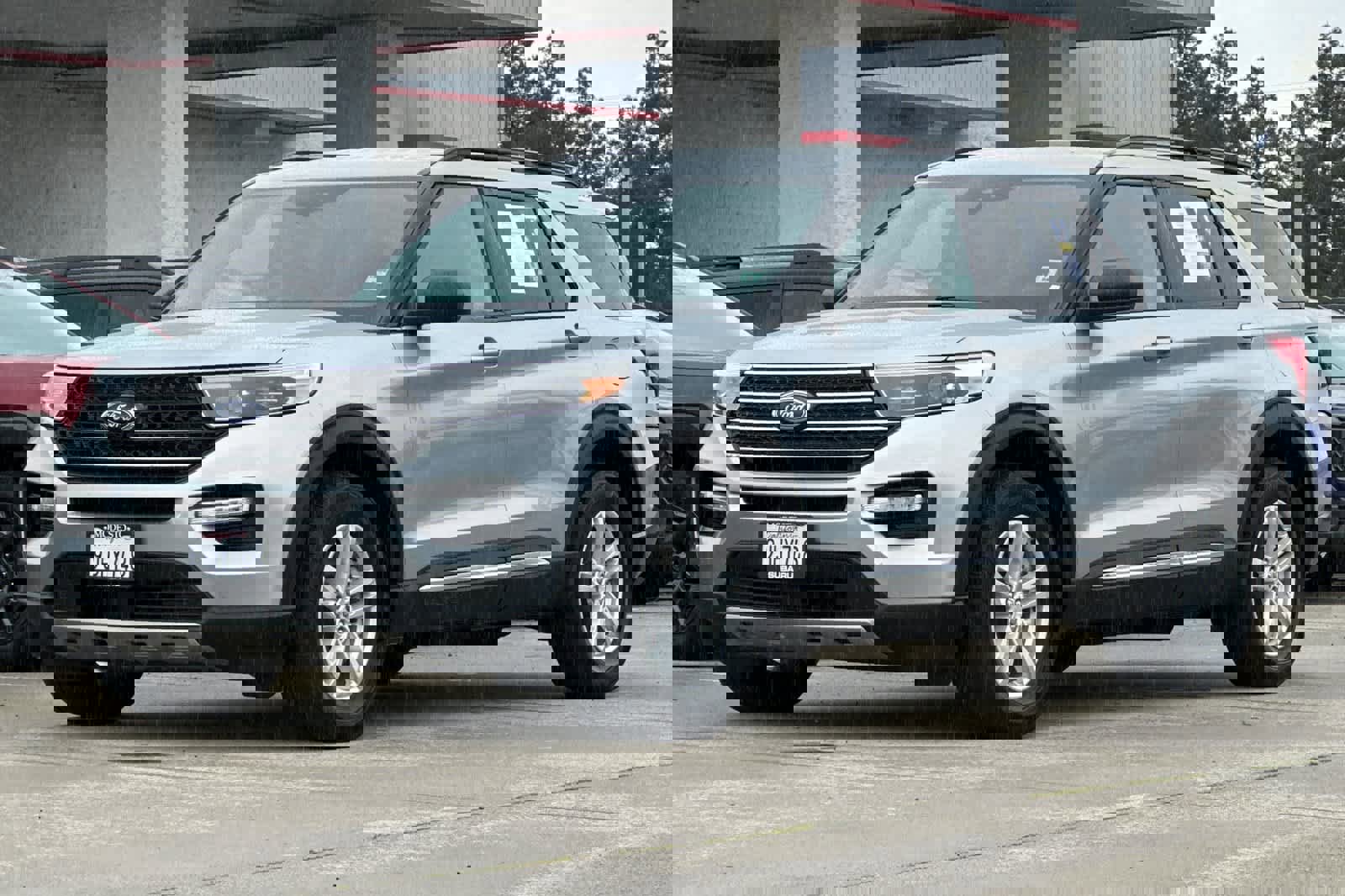 Used 2023 Ford Explorer XLT w/ Equipment Group 202A image 7