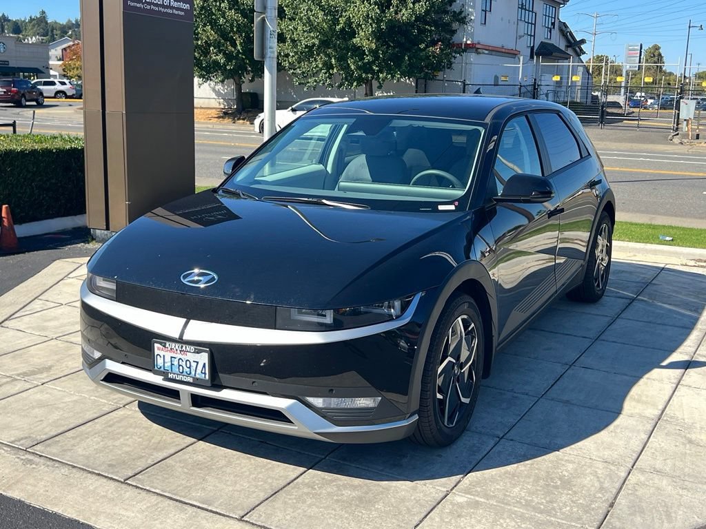 Certified 2024 Hyundai Ioniq 5 SEL AWD/4WD image 5