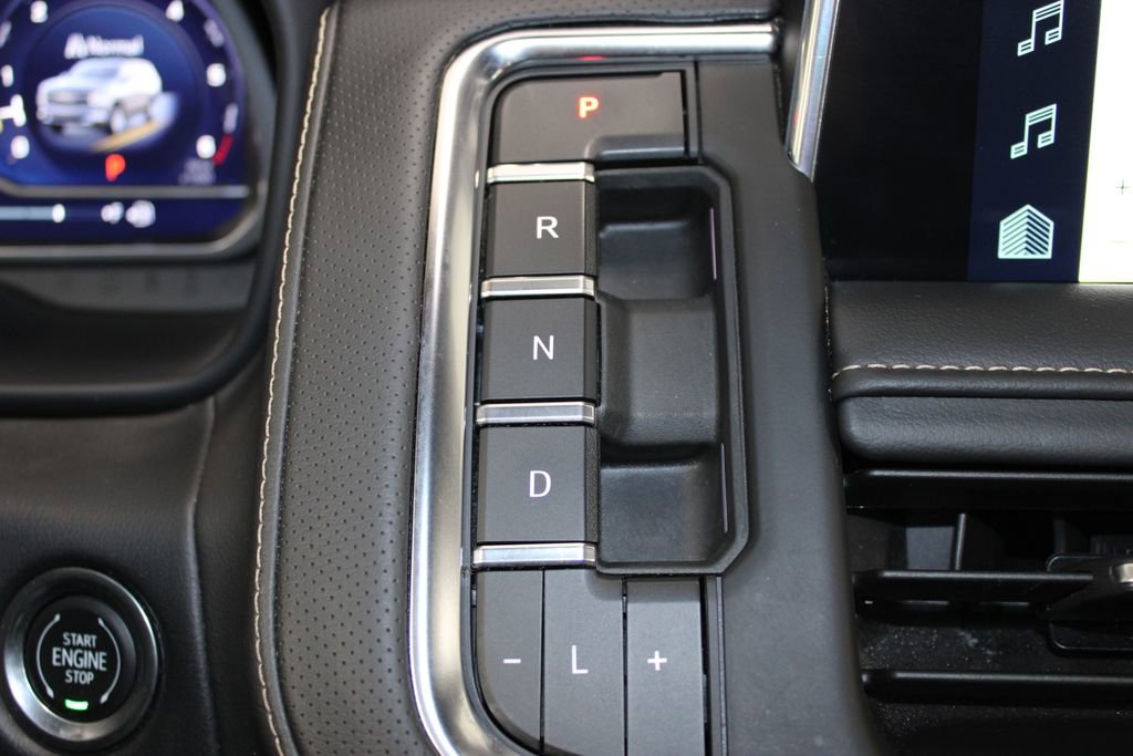 Used 2023 Chevrolet Suburban Premier image 50