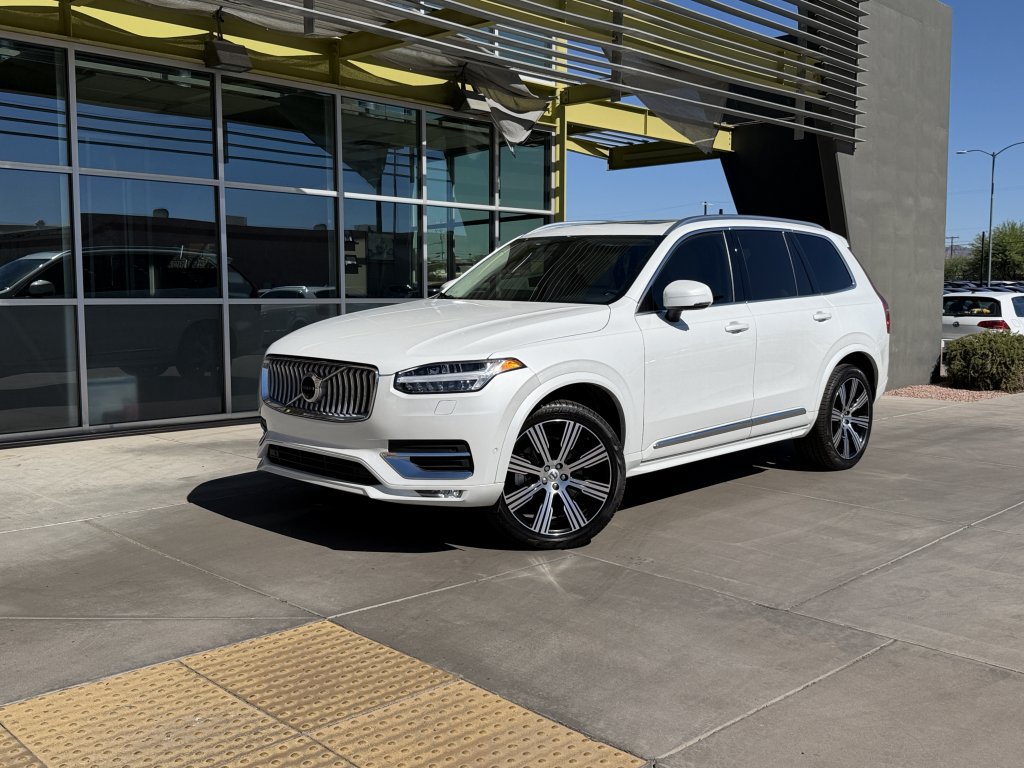 Used 2024 Volvo XC90 B6 Plus w/ Protection Package