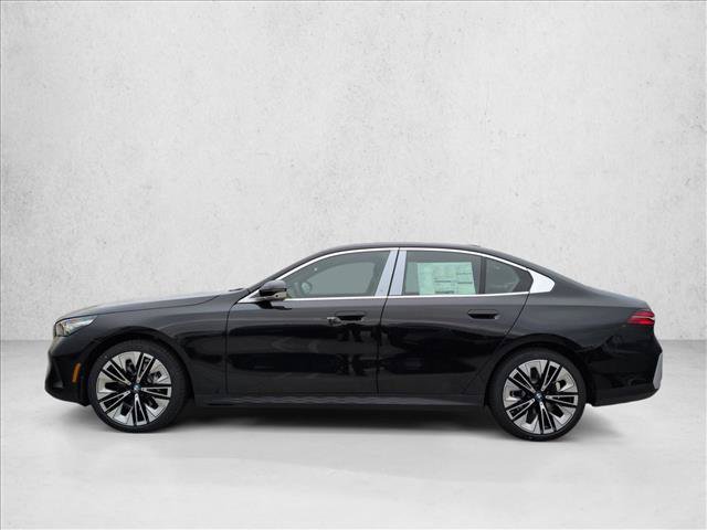Used 2026 BMW 530i xDrive w/ Premium Package AWD/4WD image 5