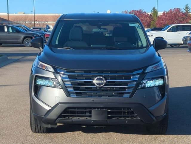 Used 2024 Nissan Rogue S image 8