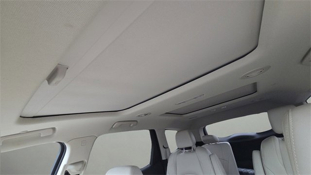 Used 2023 Buick Enclave Essence w/ Experience Buick Package image 24