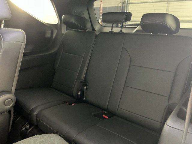 Used 2025 Chevrolet Traverse LT FWD image 27