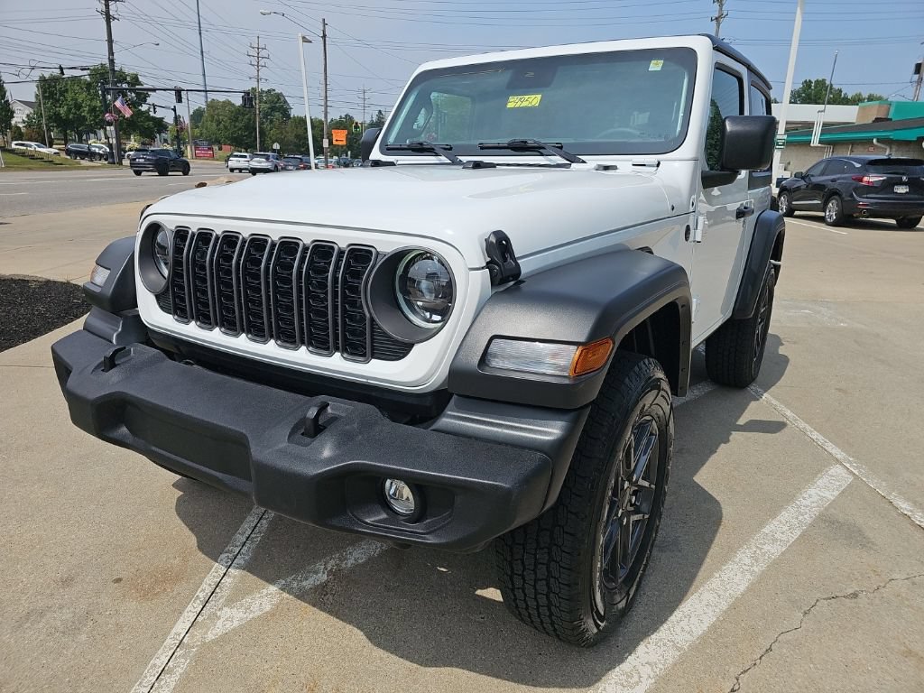 Certified 2025 Jeep Wrangler Sport AWD/4WD image 8
