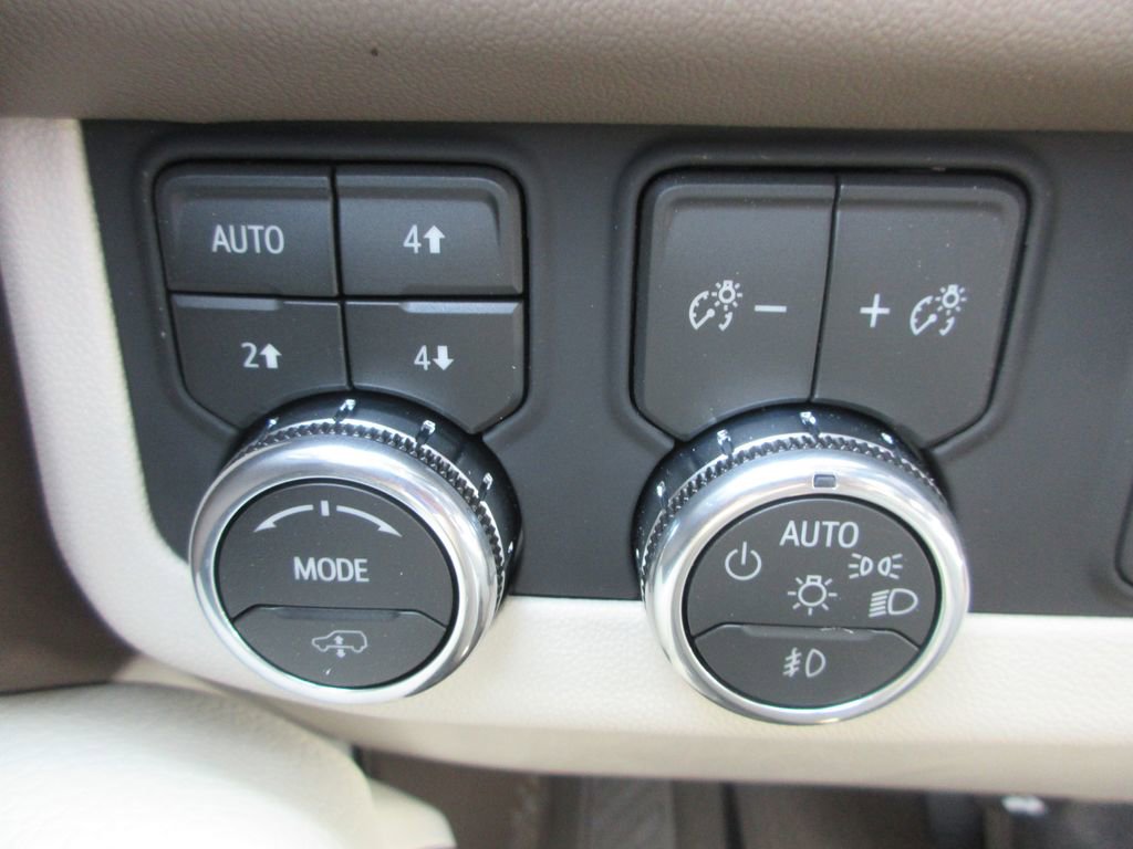 New 2026 GMC Yukon Denali image 17