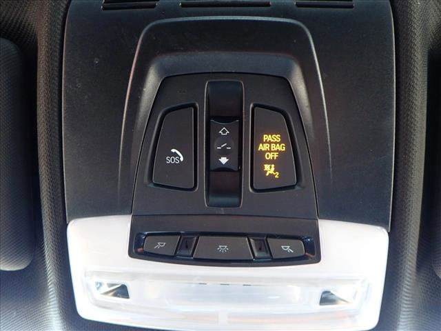 Used 2017 BMW 330i xDrive 330i xDrive image 23