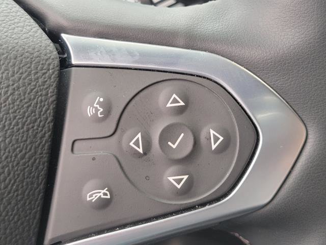 Used 2023 Chevrolet Traverse RS image 23