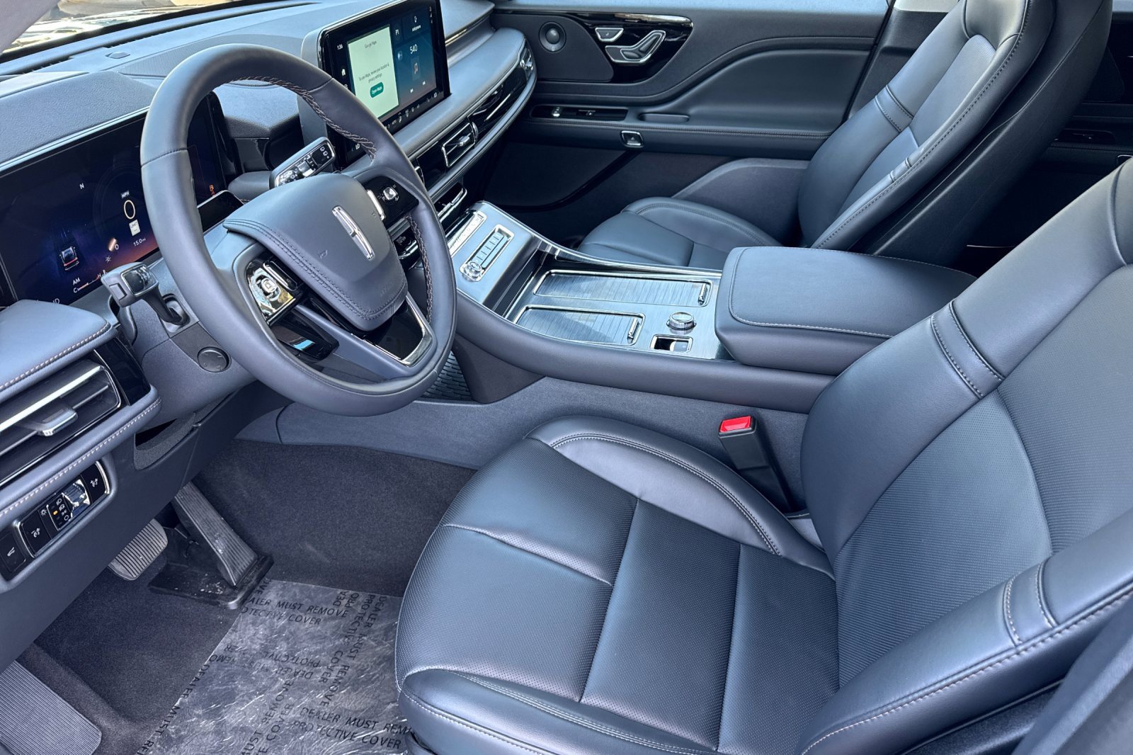 New 2025 Lincoln Aviator 2WD w/ Equipment Group 101A image 9