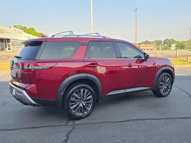 Certified 2022 Nissan Pathfinder SL w/ SL Premium Package FWD image 4