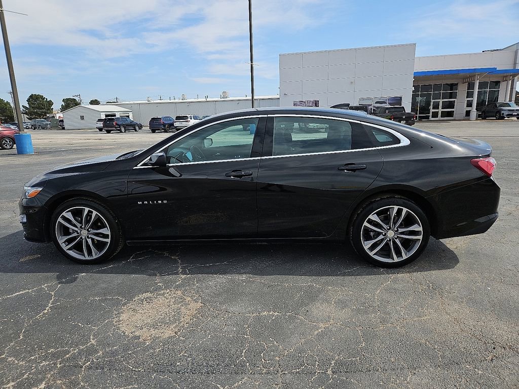 Used 2024 Chevrolet Malibu LT FWD image 3