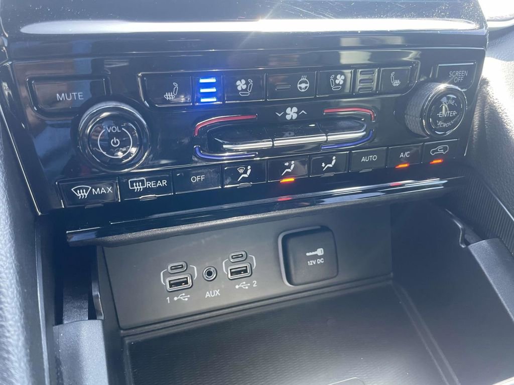Certified 2024 Jeep Grand Cherokee L Limited w/ Luxury Tech Group II AWD/4WD image 41