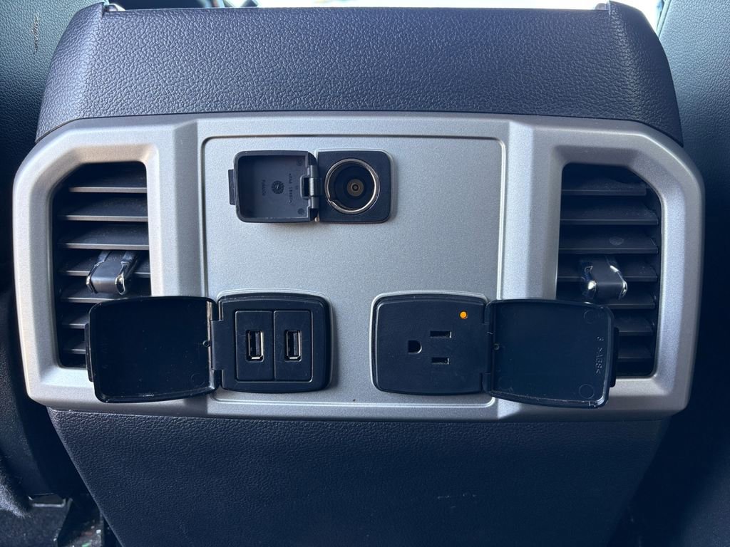 Used 2019 Ford F250 Lariat w/ Lariat Ultimate Package image 4