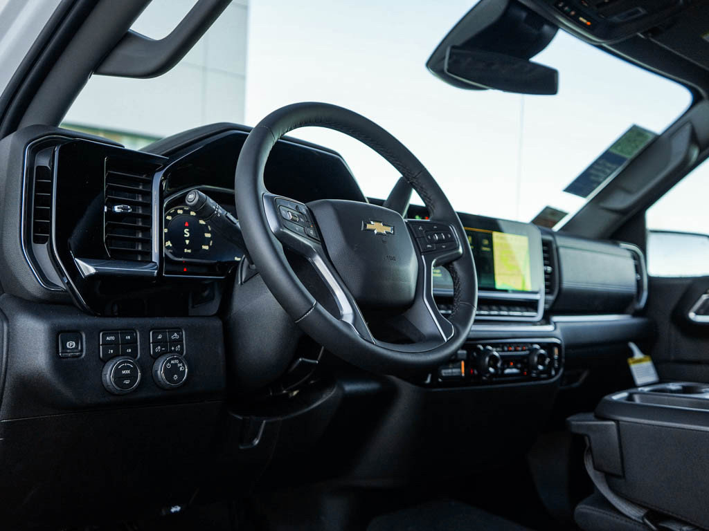 New 2026 Chevrolet Silverado 1500 LT w/ Z71 Off-Road Package image 17