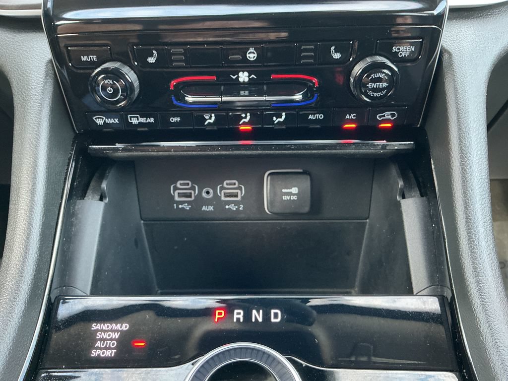 Certified 2023 Jeep Grand Cherokee L Limited AWD/4WD image 22