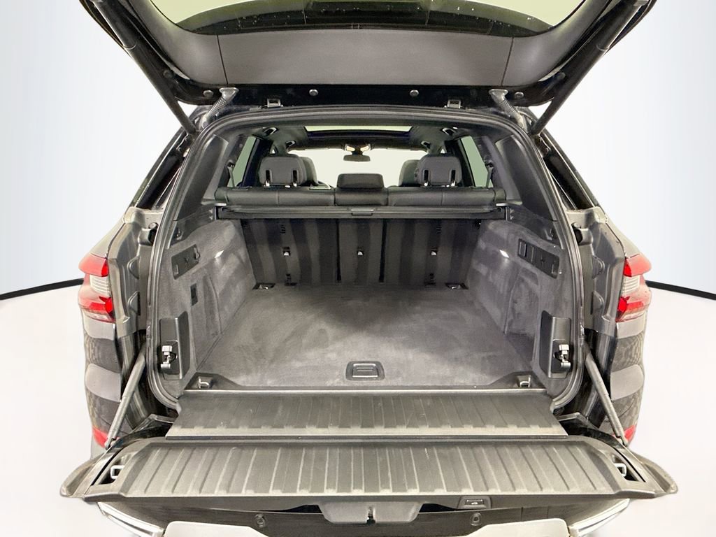Used 2022 BMW X5 sDrive40i w/ Parking Assistance Package image 27