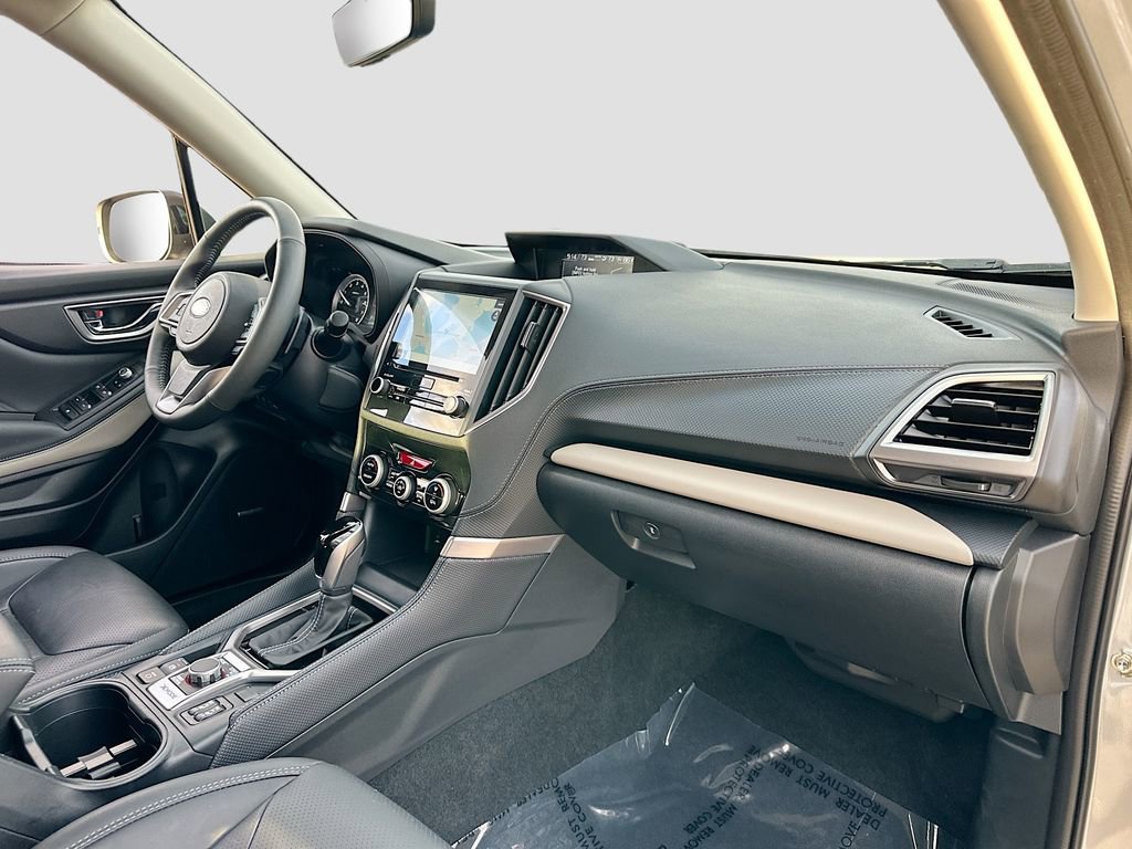 Used 2023 Subaru Forester Limited image 30