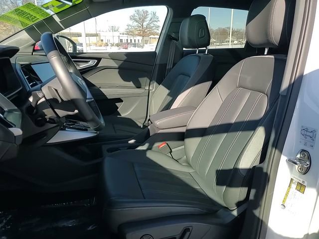 Used 2024 Audi Q4 e-tron Premium Plus w/ Premium Plus image 10