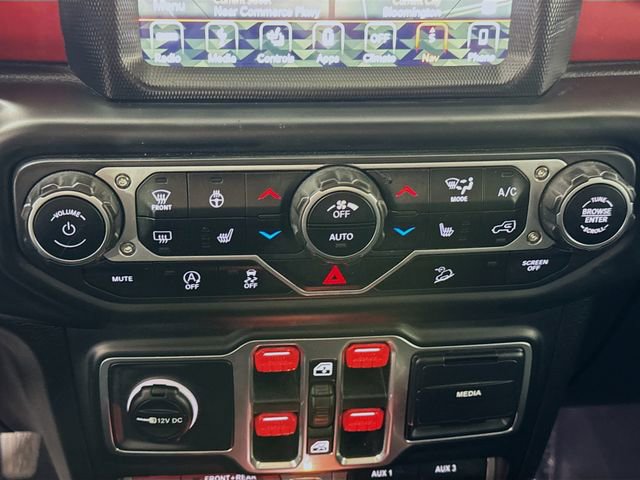 Used 2018 Jeep Wrangler Unlimited Rubicon AWD/4WD image 16