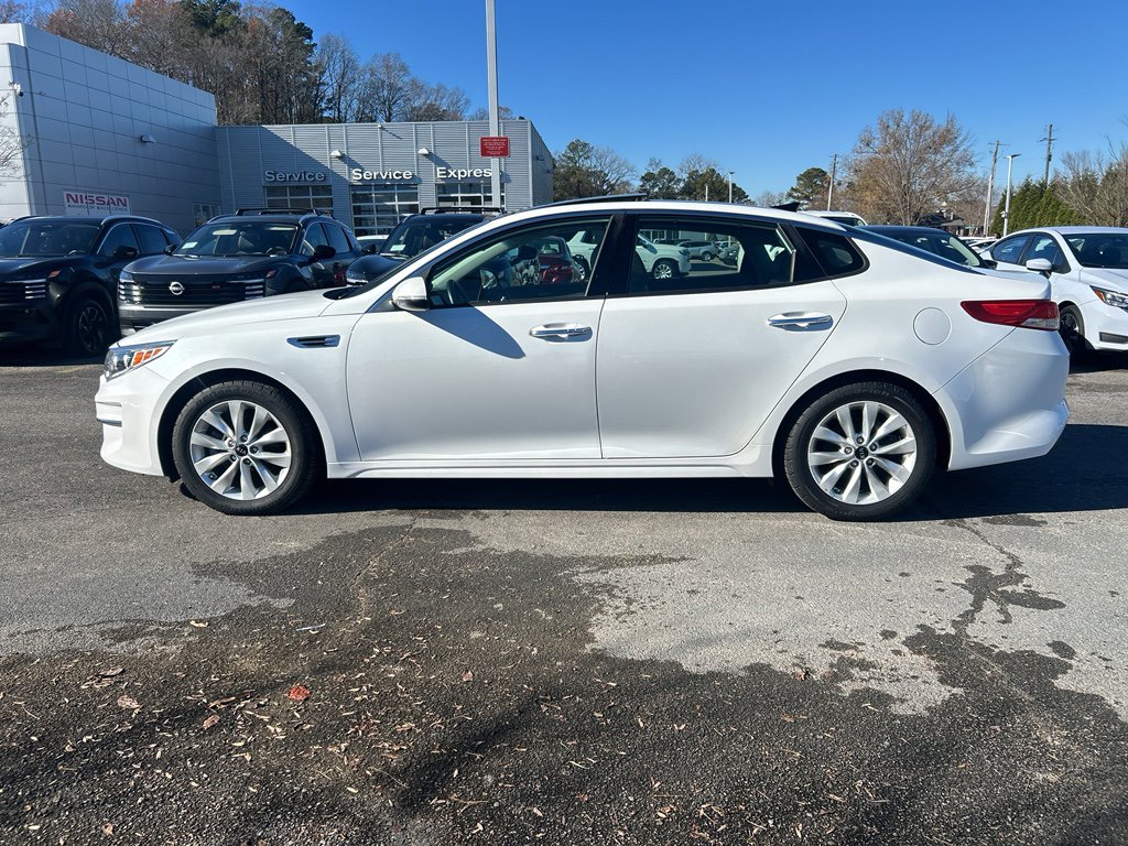 Used 2016 Kia Optima EX w/ Premium Package image 6