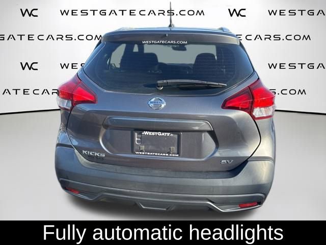 Used 2019 Nissan Kicks SV image 10