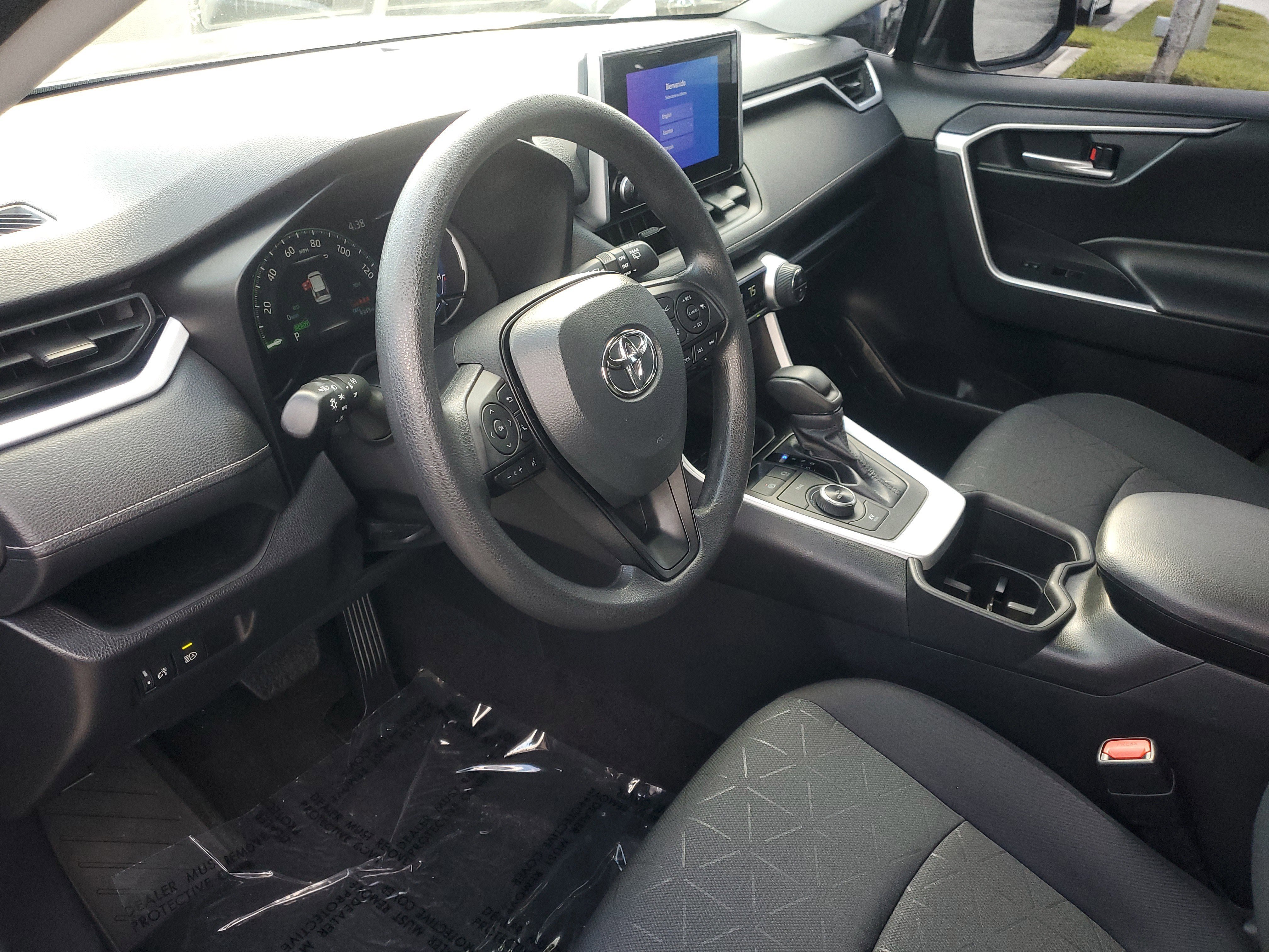 Used 2024 Toyota RAV4 AWD Hybrid image 16