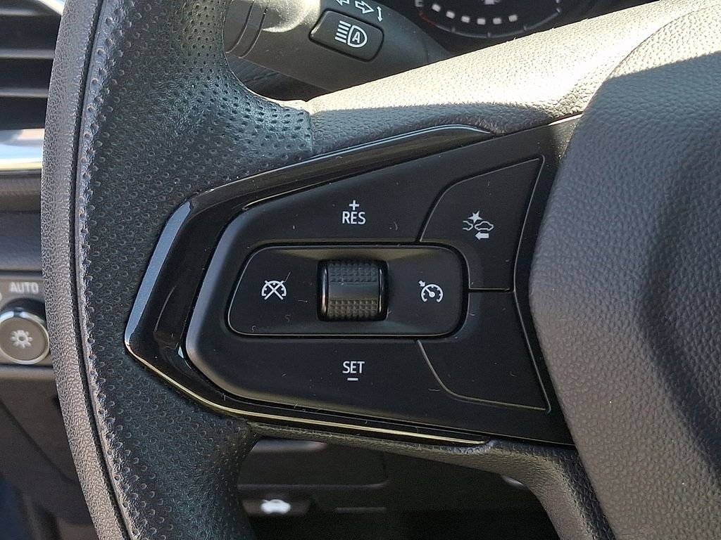 Certified 2023 Chevrolet TrailBlazer LT FWD image 21