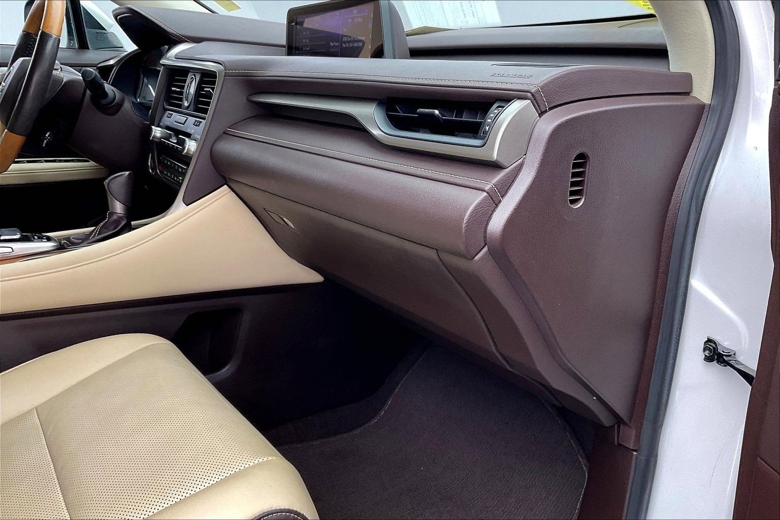 Used 2019 Lexus RX 350 FWD w/ Navigation Package image 15