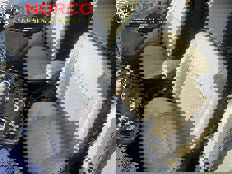 Used 2015 Ford Transit Connect XLT image 23