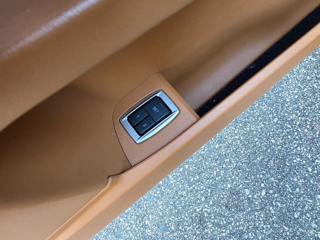 Used 2012 Jaguar XF Portfolio image 11