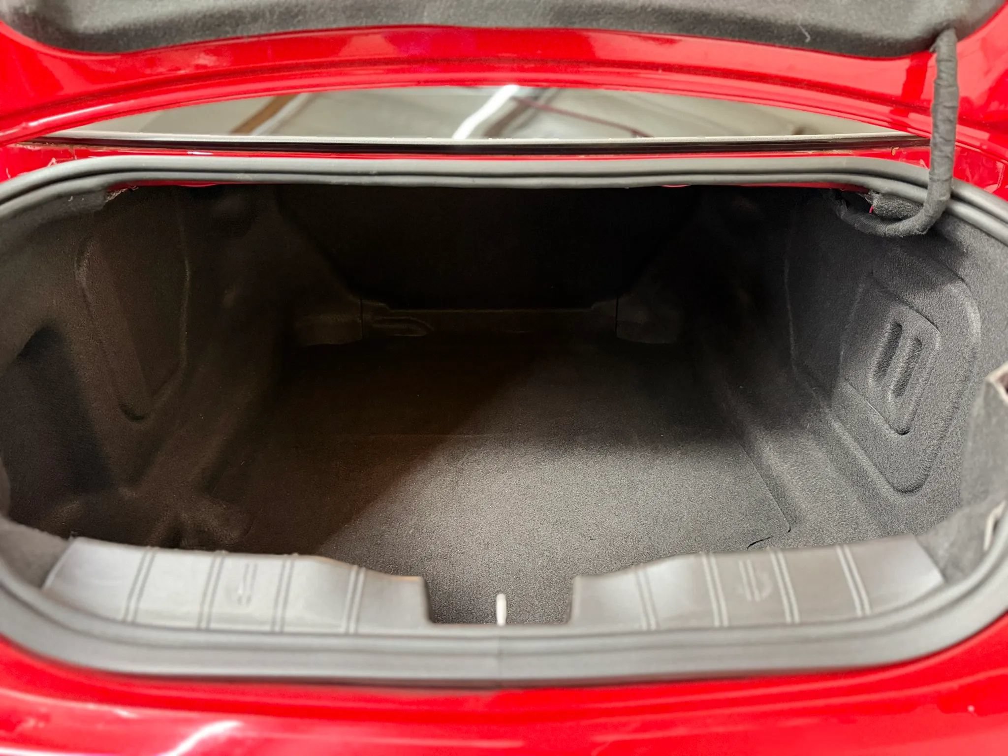 Used 2018 Chevrolet Camaro ZL1 RWD image 28