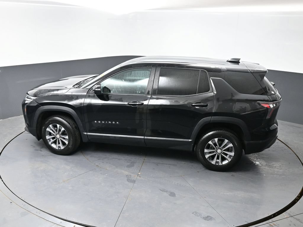 Used 2025 Chevrolet Equinox LT FWD image 18
