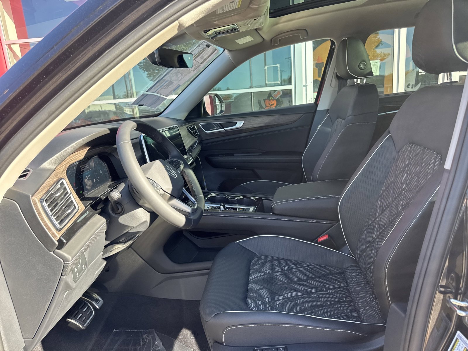 New 2026 Volkswagen Atlas SEL Premium R-Line image 10