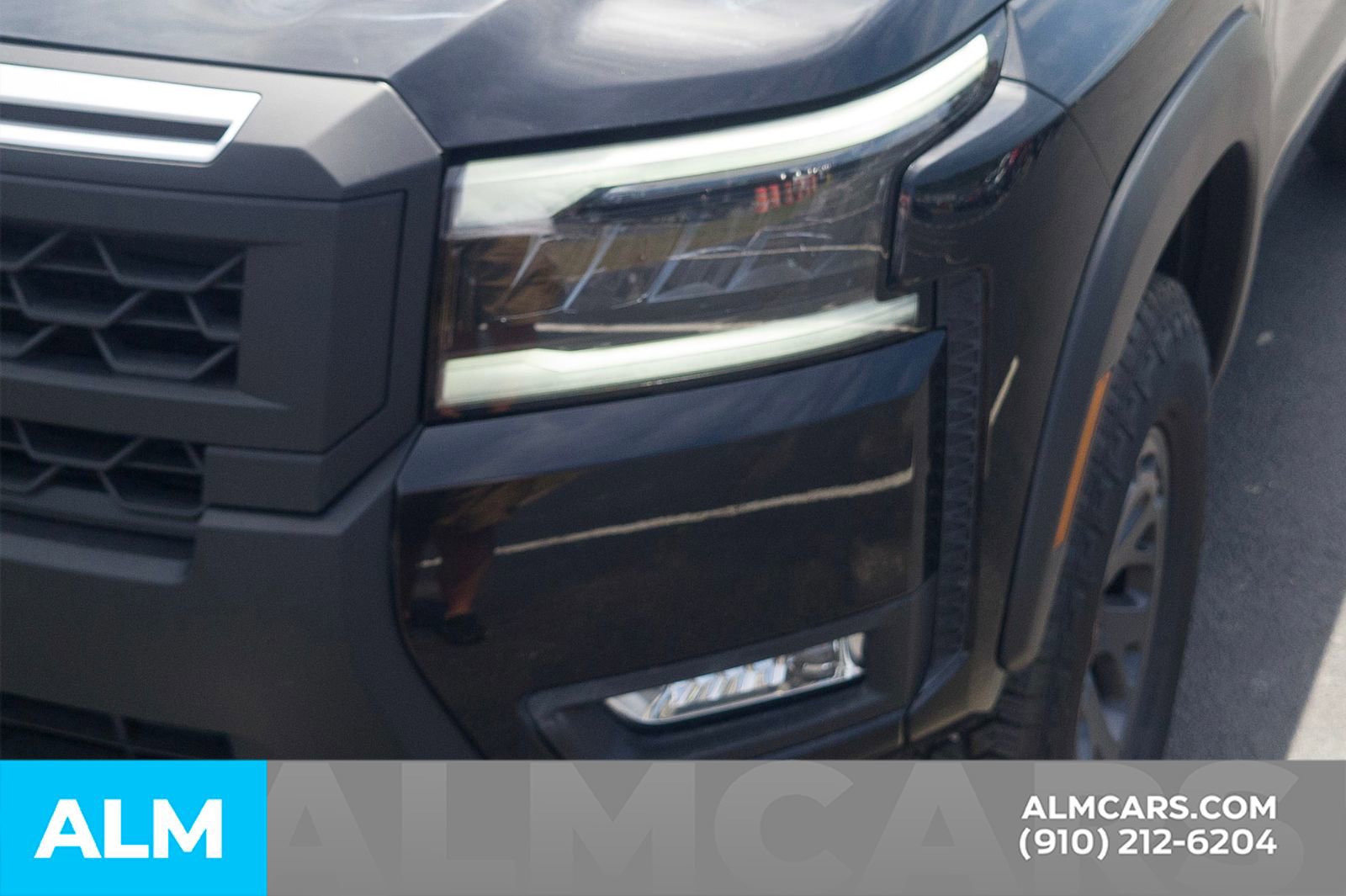 Used 2026 Nissan Frontier 4x4 Crew Cab image 12