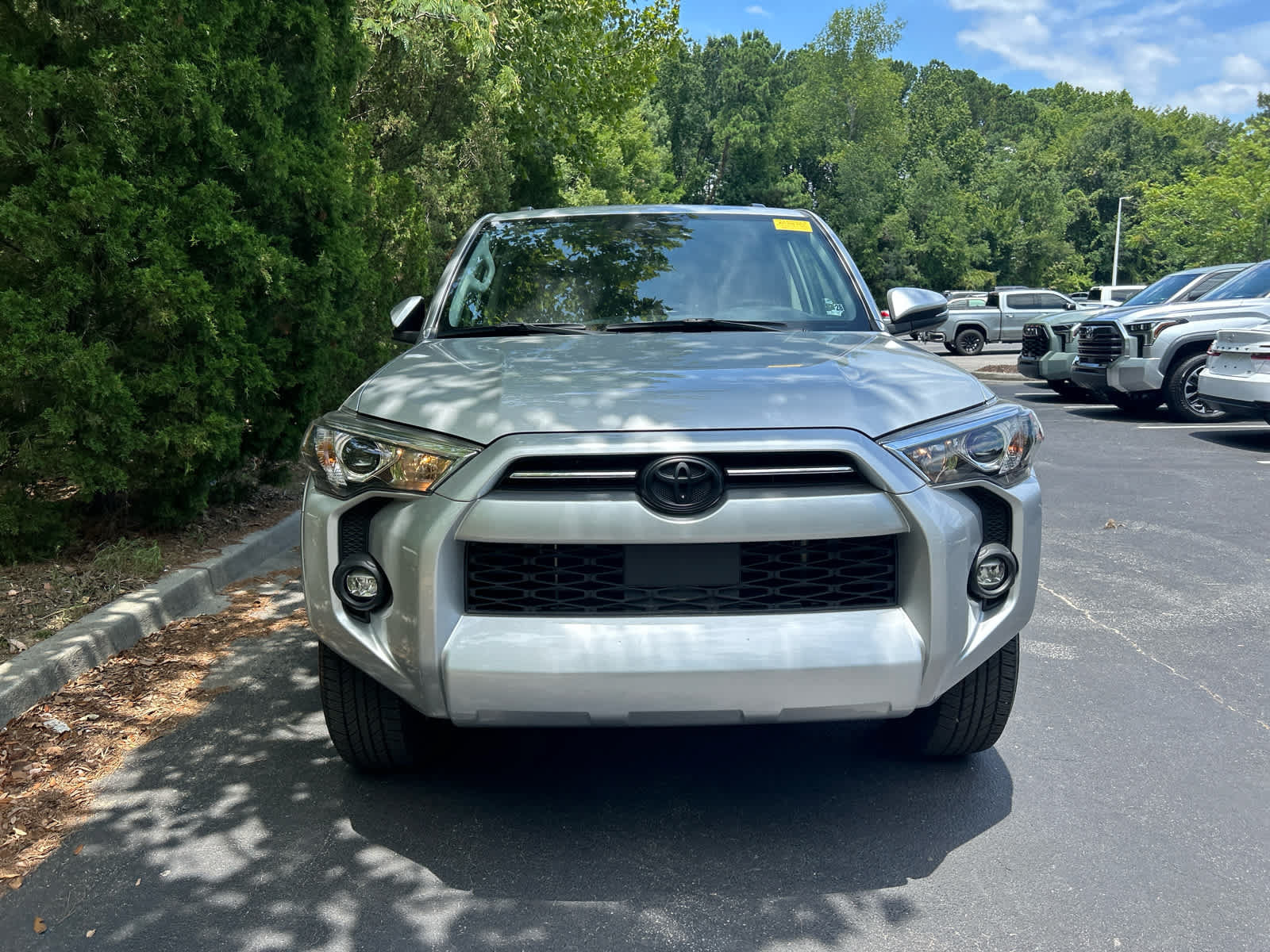 Used 2023 Toyota 4Runner SR5 Premium w/ Moonroof Package RWD image 7