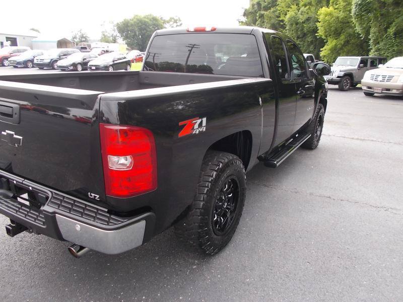 Used 2012 Chevrolet Silverado 1500 LTZ w/ LTZ Plus Package AWD/4WD image 14