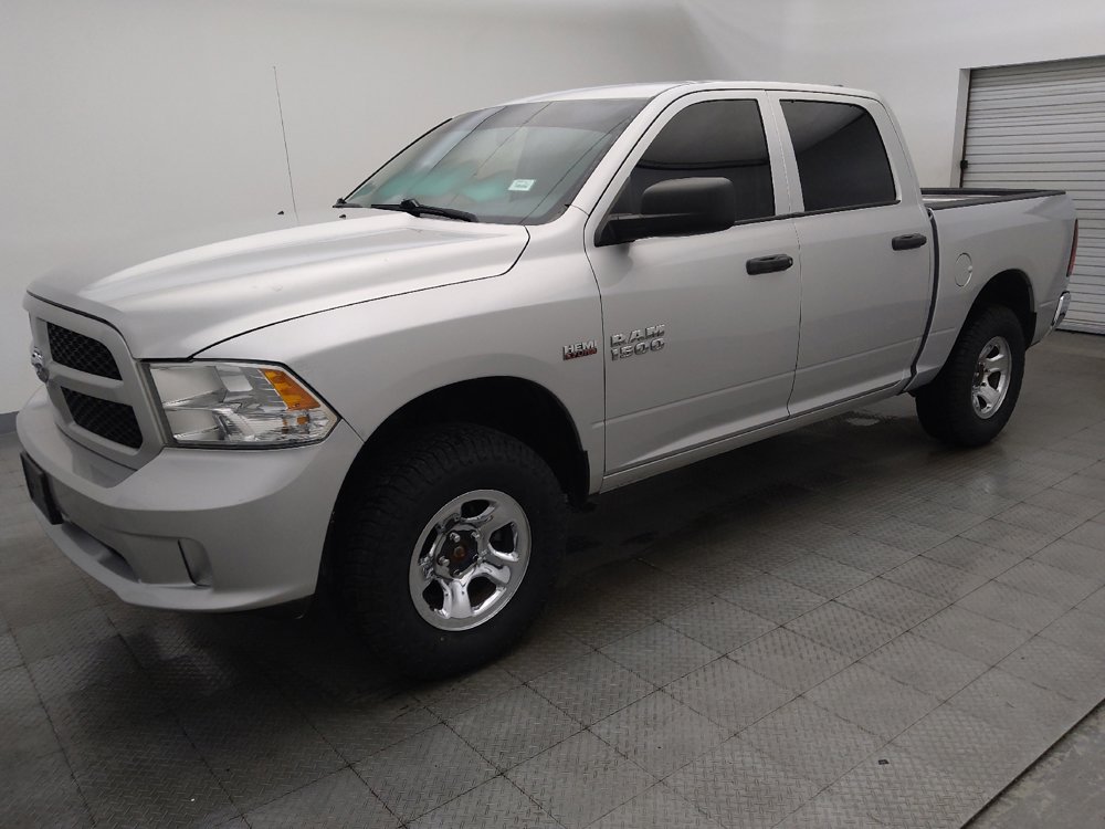 Used 2015 RAM 1500 Express AWD/4WD image 2
