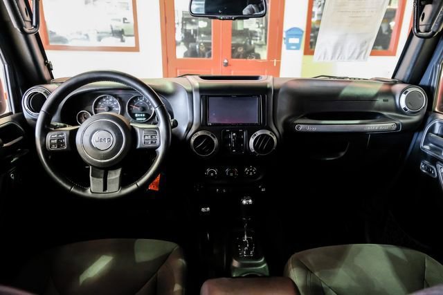 Used 2017 Jeep Wrangler Unlimited Willys image 17