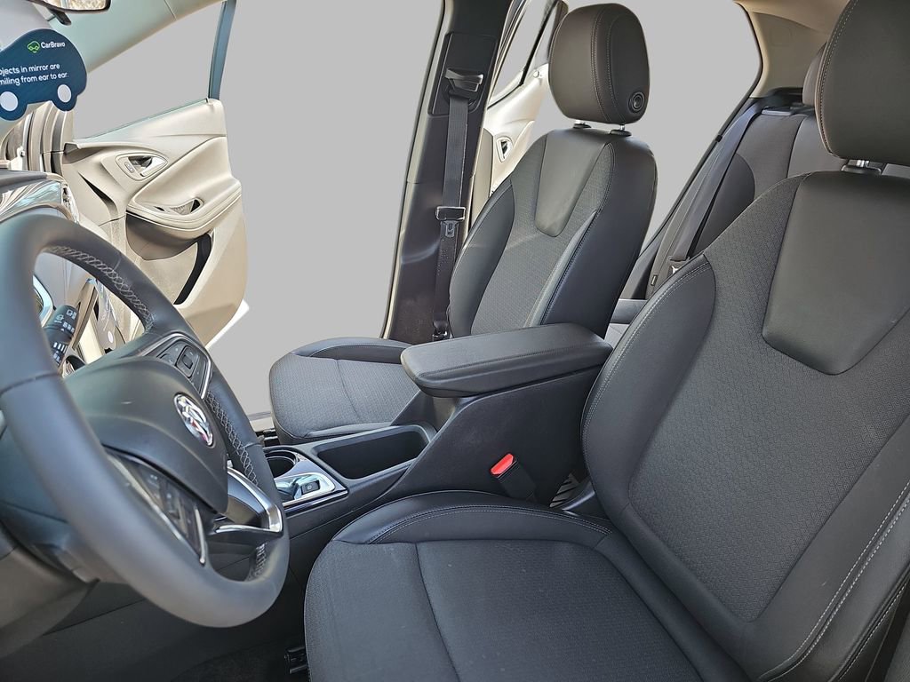 Certified 2023 Buick Encore GX Preferred w/ Cold Weather Comfort Package AWD/4WD image 18