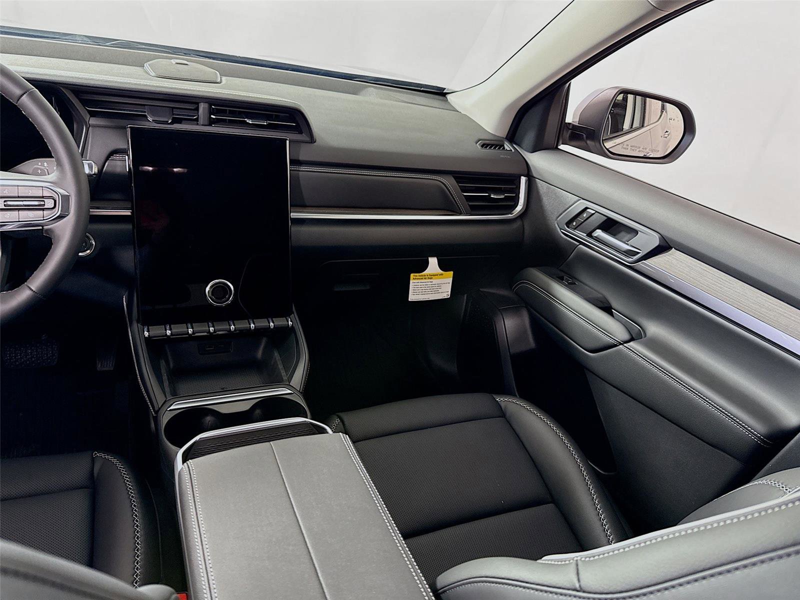 New 2026 GMC Terrain Denali w/ LPO, Floor Liner Package AWD/4WD image 17