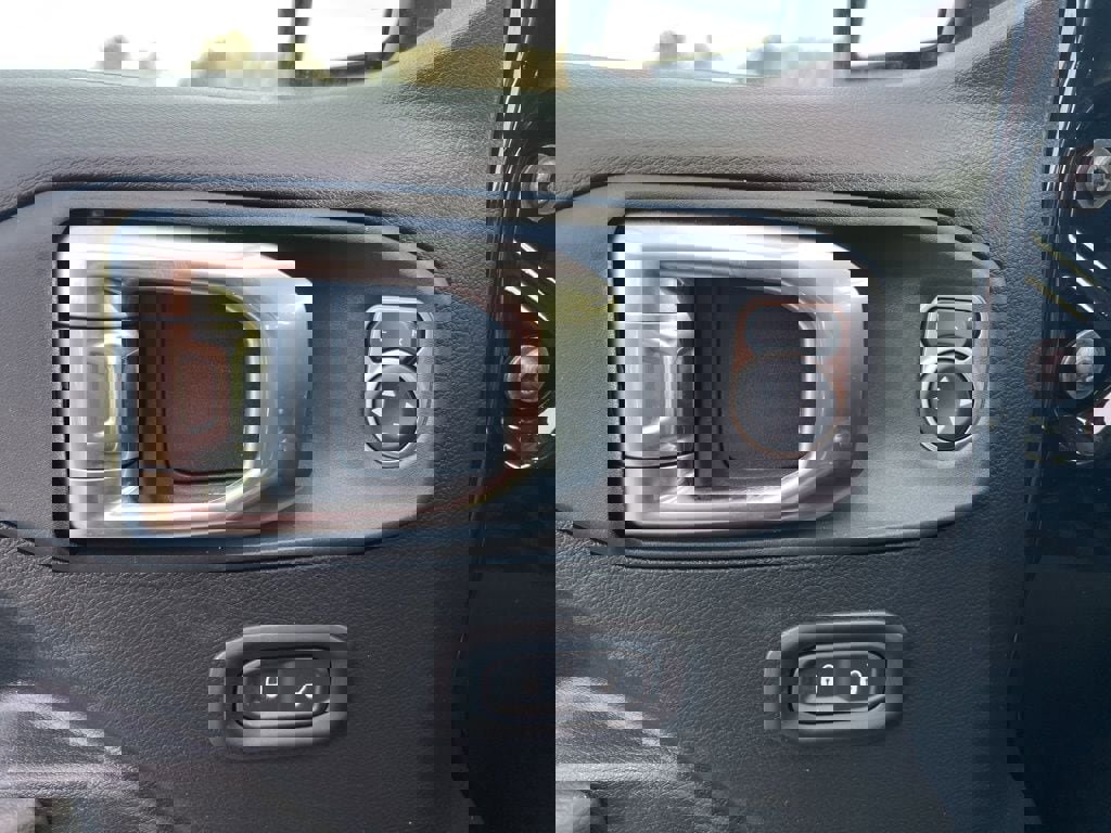 New 2026 Jeep Gladiator Sport image 20