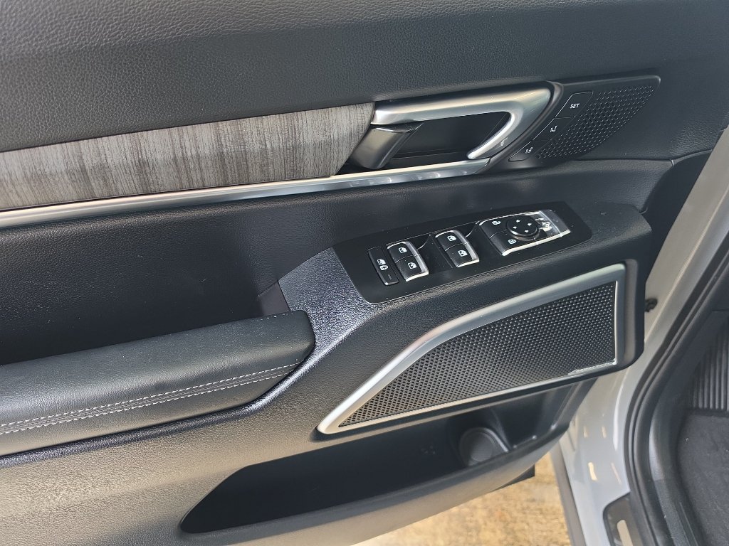 Used 2024 Kia Telluride SX AWD/4WD image 13