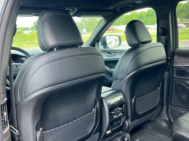 New 2026 Jeep Grand Cherokee L Limited w/ Limited Altitude Package AWD/4WD image 38