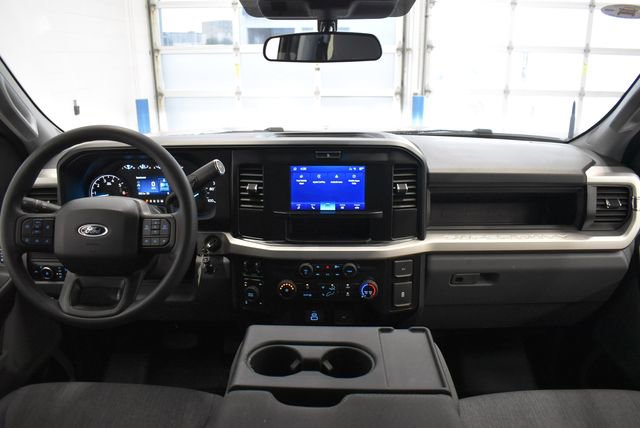 Used 2025 Ford F250 XL w/ STX Appearance Package image 5