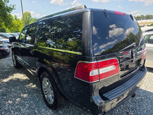 Used 2013 Lincoln Navigator L 2WD image 7