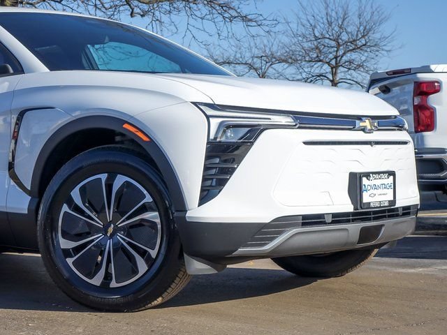 New 2026 Chevrolet Blazer EV LT AWD/4WD image 3