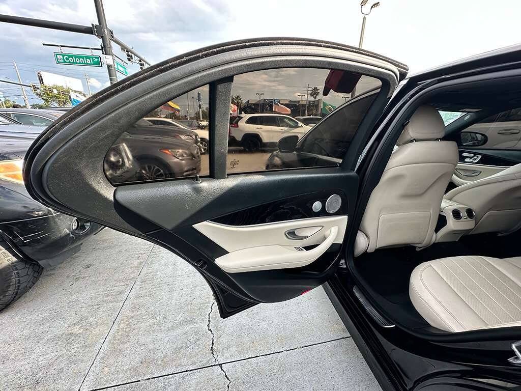 Used 2019 Mercedes-Benz E 300 4MATIC image 16